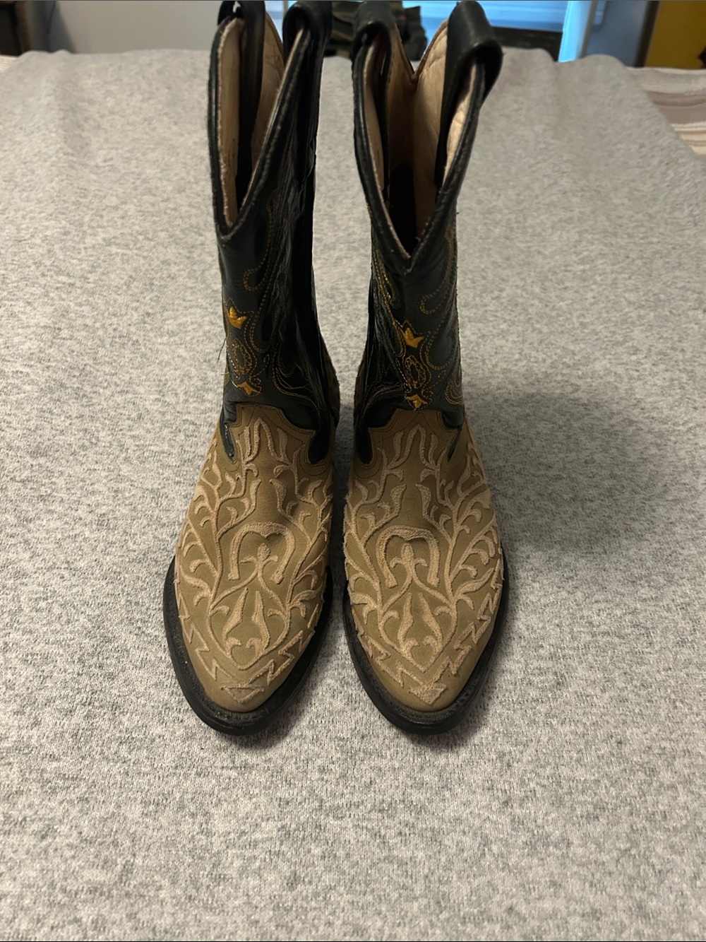 Rio Viejo leather made in Mexico short boots